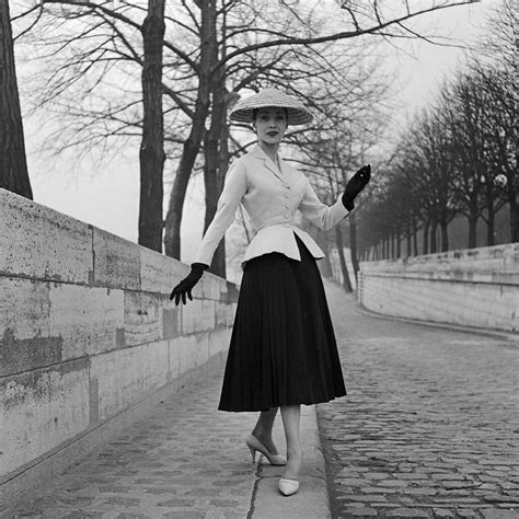 collection de ling new look de christian dior en 1947|christian dior new look 1947.